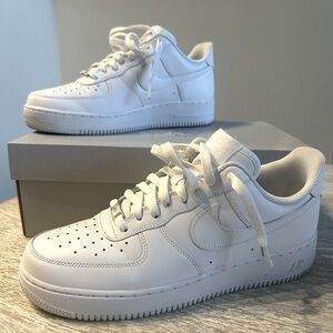 Nike Air Force 1 white size 10 great condition only worn 3 times